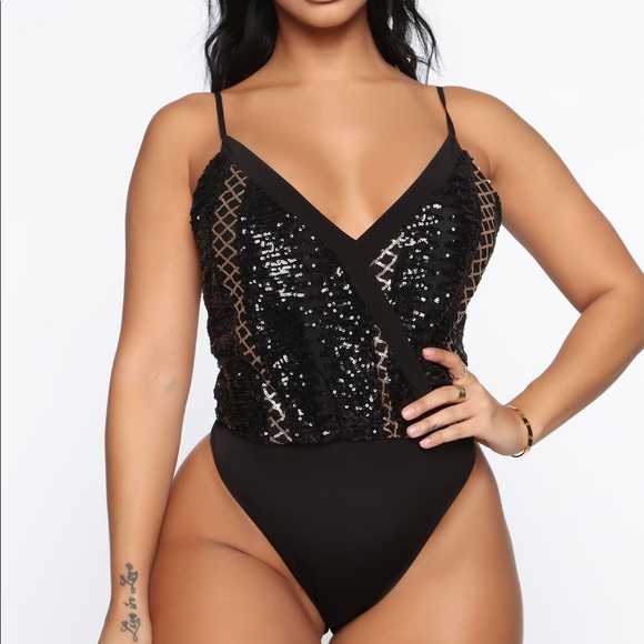 Fashion Nova Tops - NWT Fashion Nova Sequin Bodysuit Size Small
